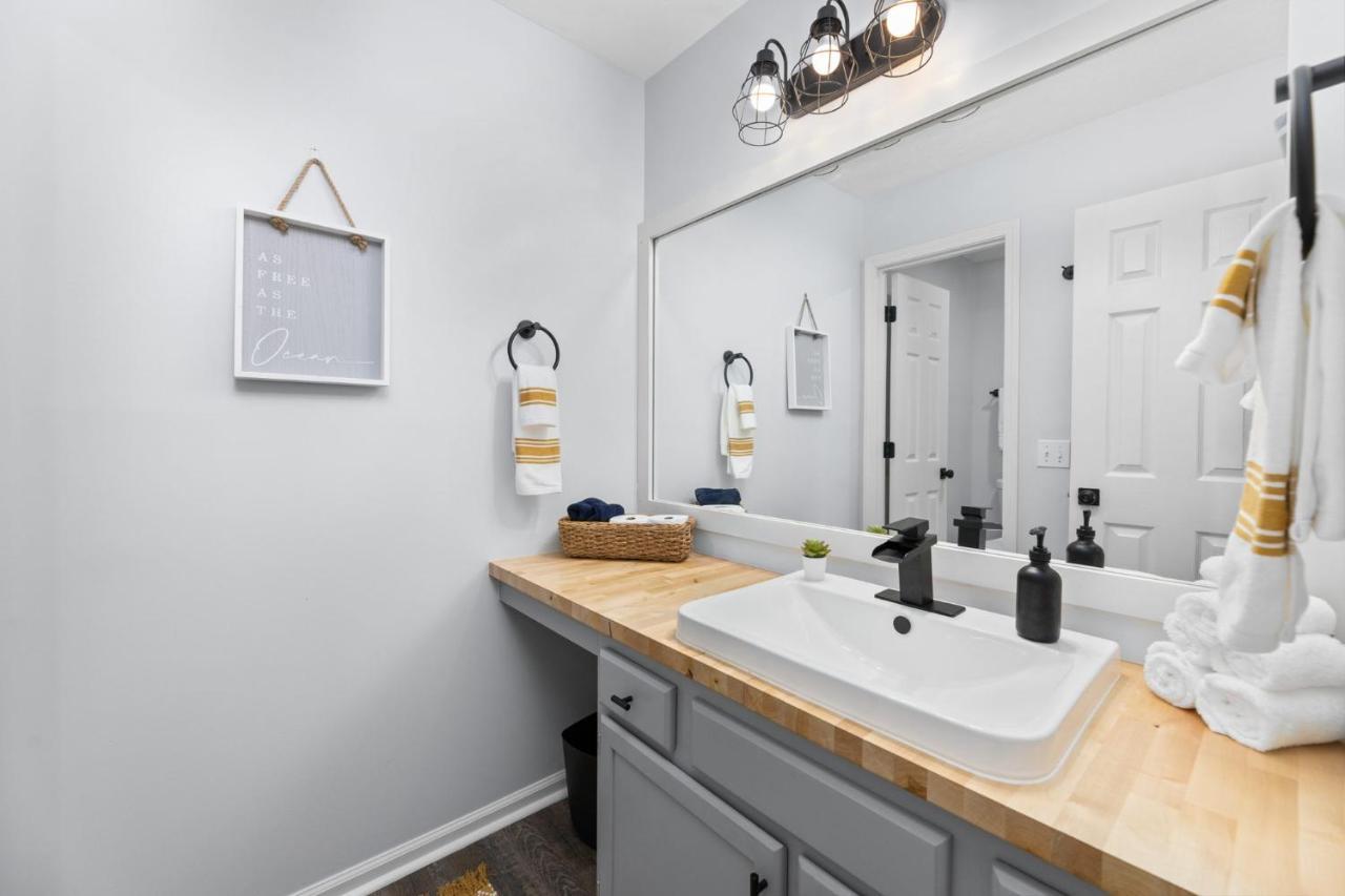 Вилла Fully Equipped 2Br 2Ba With King Bed In Heart Of Mb Миртл-Бич Экстерьер фото
